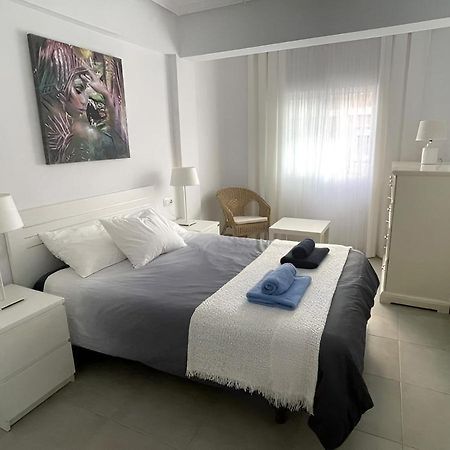 Del Mar 1 Deluxe Apartment Torrevieja Centrum Buitenkant foto